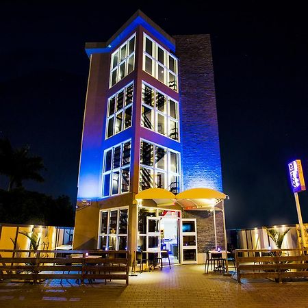 Q-Inn Boutique Hotel Paramaribo Eksteriør billede